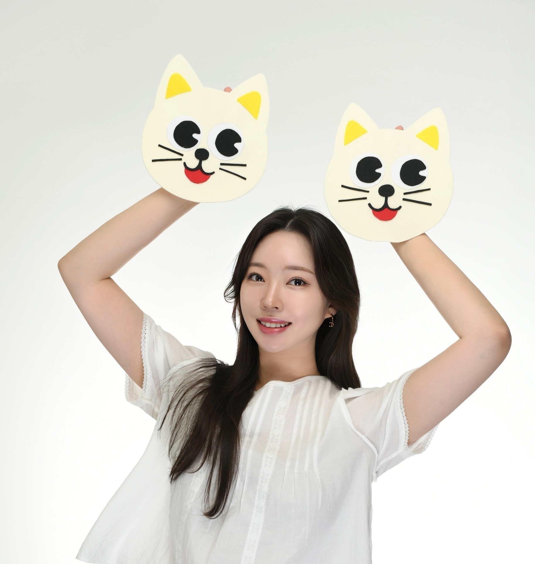 강사 이름 : 김윤진