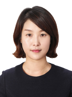 강사 이름 : 이윤진